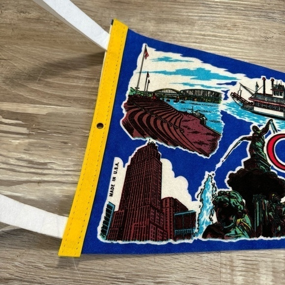 80s Cincinnati Ohio Made in USA pendant collectible wall decor awesome condition - Picture 6 of 9